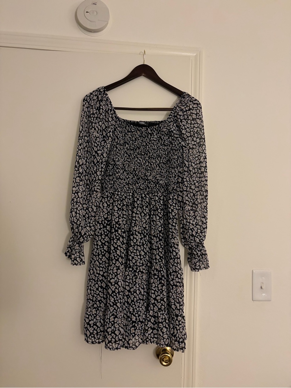 Smocked Long-Sleeve Leopard Print Mini Dress - Black/White